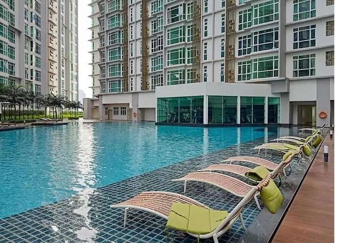 Lamandaz Homestay At Central Residence Sg Besi Near Mrt And Tbs With 2 Bedrooms